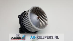 Usados Motor de ventilador de calefactor Hyundai i10 (F5) 1.2i 16V Precio € 10,00 Norma de margen ofrecido por Autorecycling Kuijpers
