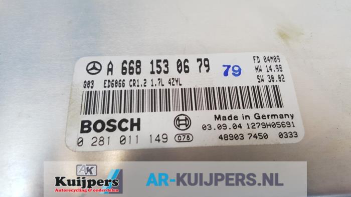 Engine management computer from a Mercedes-Benz Vaneo (W414) 1.7 CDI 16V 2005