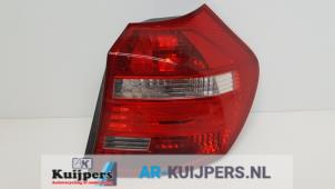 Używane Tylne swiatlo pozycyjne prawe BMW 1 serie (E87/87N) 116i 1.6 16V Cena € 25,00 Procedura marży oferowane przez Autorecycling Kuijpers