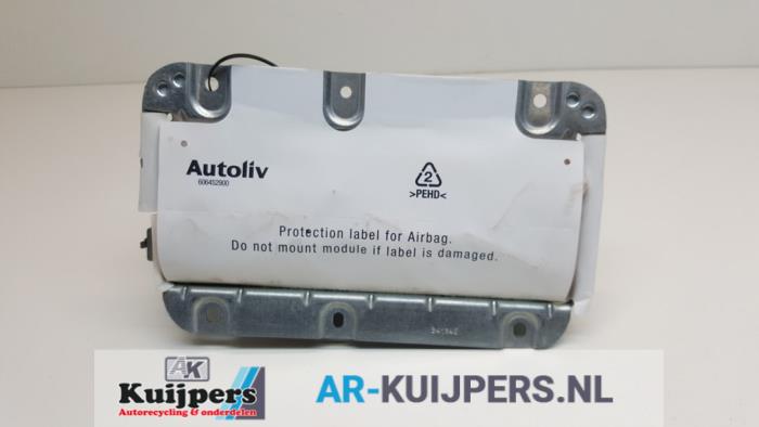 Right airbag (dashboard) from a Volvo V70 (BW) 1.6 DRIVe 16V 2010