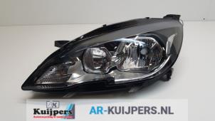 Used Headlight, left Peugeot 308 SW (L4/L9/LC/LJ/LR) 1.2 12V e-THP PureTech 110 Price € 225,00 Margin scheme offered by Autorecycling Kuijpers
