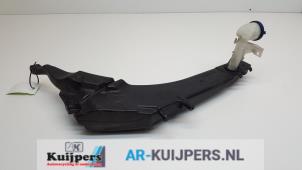 Used Front windscreen washer reservoir Peugeot 308 SW (L4/L9/LC/LJ/LR) 1.2 12V e-THP PureTech 110 Price € 15,00 Margin scheme offered by Autorecycling Kuijpers