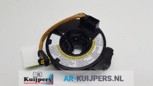 Używane Przewód spiralny poduszki powietrznej Opel Agila (B) 1.0 12V Cena € 25,00 Procedura marży oferowane przez Autorecycling Kuijpers