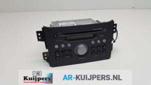 Używane Radioodtwarzacz CD Opel Agila (B) 1.0 12V Cena € 29,00 Procedura marży oferowane przez Autorecycling Kuijpers