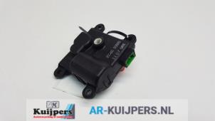 Usados Motor de válvula de calefactor Opel Agila (B) 1.0 12V Precio € 19,00 Norma de margen ofrecido por Autorecycling Kuijpers