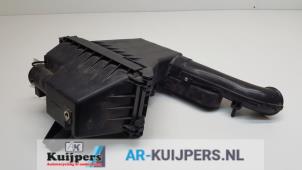 Używane Obudowa filtra powietrza Opel Agila (B) 1.0 12V Cena € 24,00 Procedura marży oferowane przez Autorecycling Kuijpers