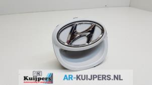 Used Tailgate handle Hyundai i30 (FD) 1.6 CVVT 16V Price € 25,00 Margin scheme offered by Autorecycling Kuijpers