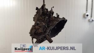 Usagé Boîte de vitesse Hyundai Santa Fe I 2.4 16V 4x4 Prix € 450,00 Règlement à la marge proposé par Autorecycling Kuijpers