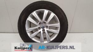 Usagé Jante Volkswagen Polo IV (9N1/2/3) 1.2 12V Prix € 50,00 Règlement à la marge proposé par Autorecycling Kuijpers