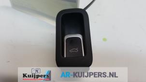 Used Tailgate switch Audi SQ5 (8RB) 3.0 TDI V6 24V Price € 10,00 Margin scheme offered by Autorecycling Kuijpers