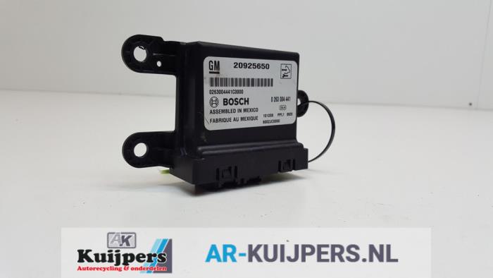 Begagnade PDC-modul Opel Astra J Sports Tourer (PD8/PE8/PF8) 1.7 CDTi 16V Pris € 15,00 Marginaltabell erbjuds av Autorecycling Kuijpers