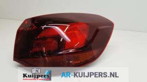 Używane Tylne swiatlo pozycyjne prawe Opel Astra J Sports Tourer (PD8/PE8/PF8) 1.7 CDTi 16V Cena € 40,00 Procedura marży oferowane przez Autorecycling Kuijpers