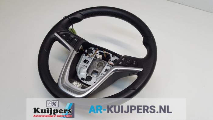 Begagnade Ratt Opel Astra J Sports Tourer (PD8/PE8/PF8) 1.7 CDTi 16V Pris € 60,00 Marginaltabell erbjuds av Autorecycling Kuijpers