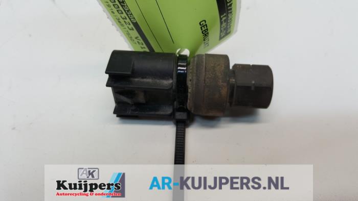 Begagnade Bränsletryckssensor Chevrolet Camaro Pris € 15,00 Marginaltabell erbjuds av Autorecycling Kuijpers