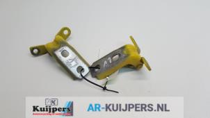 Used Front door hinge, left Chevrolet Camaro 6.2 V8 SS Autom. Price € 35,00 Margin scheme offered by Autorecycling Kuijpers