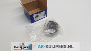 Used Front wheel bearing Renault Clio II (BB/CB) 1.2 16V Price € 15,00 Margin scheme offered by Autorecycling Kuijpers