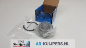 Used Front wheel bearing Hyundai Getz 1.1i 12V Price € 15,00 Margin scheme offered by Autorecycling Kuijpers