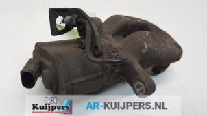 Used Rear brake calliper, left Volkswagen Passat Variant (3C5) 2.0 TDI 16V 140 Price € 75,00 Margin scheme offered by Autorecycling Kuijpers