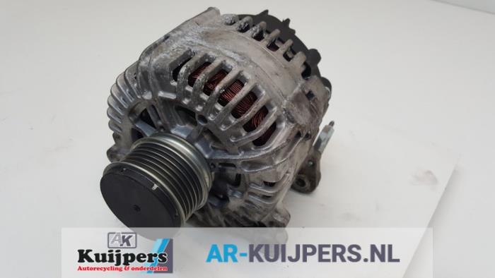Usagé Dynamo Volkswagen Passat Variant (3C5) 2.0 TDI 140 Prix € 39,00 Règlement à la marge proposé par Autorecycling Kuijpers