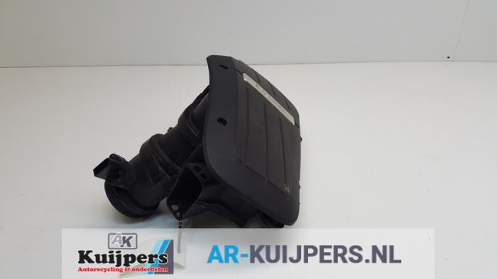 Gebrauchte Luftfiltergehäuse Bentley Continental Flying Spur 6.0 Speed Preis € 70,00 Margenregelung angeboten von Autorecycling Kuijpers