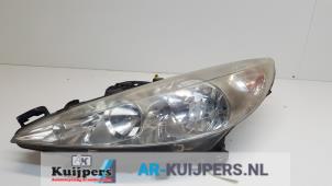 Used Headlight, left Peugeot 207/207+ (WA/WC/WM) 1.4 16V VTi Price € 45,00 Margin scheme offered by Autorecycling Kuijpers
