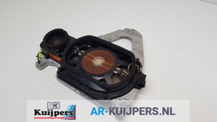 Begagnade Bashögtalare Mercedes CLA (117.3) 2.0 CLA-250 Turbo 16V 4-Matic Pris € 170,00 Marginaltabell erbjuds av Autorecycling Kuijpers