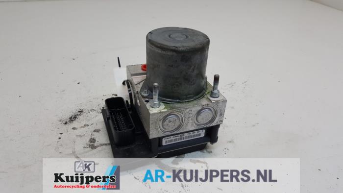 Usagé Bloc ABS Peugeot 308 SW (4E/H) 1.6 16V THP 175 Prix € 70,00 Règlement à la marge proposé par Autorecycling Kuijpers