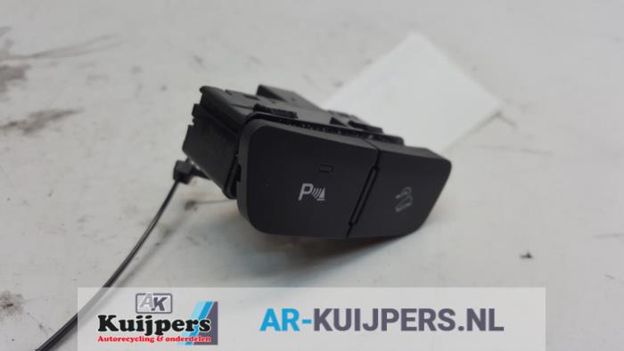 Używane Przelacznik Opel Mokka/Mokka X 1.4 Turbo 16V 4x2 LPG Cena € 15,00 Procedura marży oferowane przez Autorecycling Kuijpers