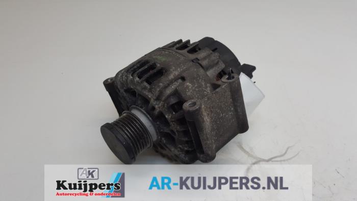 Begagnade Dynamo Mercedes C (W204) 1.8 C-180 CGI 16V Pris € 60,00 Marginaltabell erbjuds av Autorecycling Kuijpers
