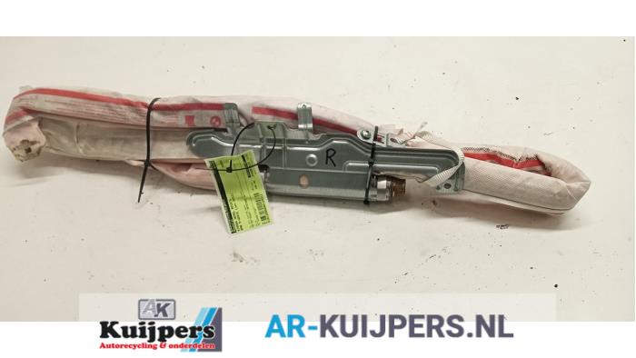 Używane Kurtyna prawa BMW 5 serie (F10) 530i 24V Cena € 150,00 Procedura marży oferowane przez Autorecycling Kuijpers