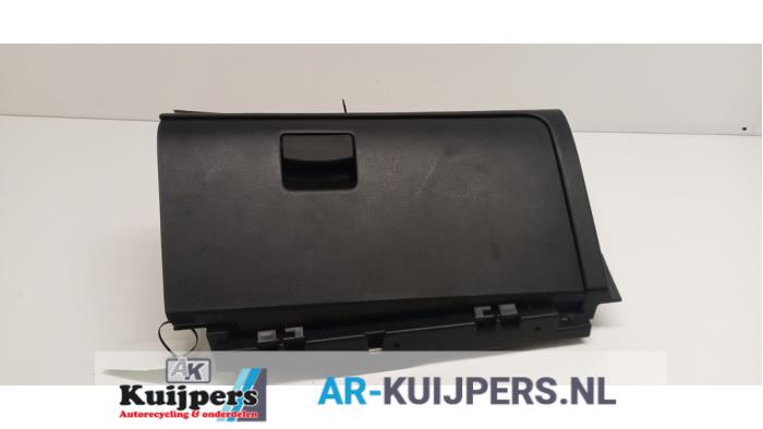 Begagnade Handskfack Subaru WRX (VA) 2.5 16V Sti Pris € 50,00 Marginaltabell erbjuds av Autorecycling Kuijpers