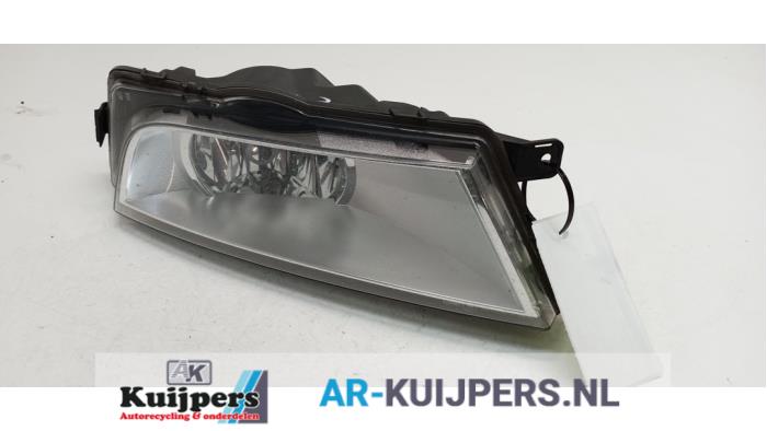 Używane Halogen lewy Skoda Octavia Combi (5EAC) 1.6 TDI Greenline 16V Cena € 24,00 Procedura marży oferowane przez Autorecycling Kuijpers