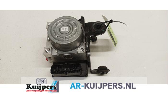 Używane Pompa ABS Alfa Romeo Giulietta (940) 2.0 JTDm 16V 150 Cena € 65,00 Procedura marży oferowane przez Autorecycling Kuijpers