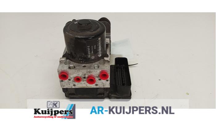 Begagnade ABS-pump Volkswagen Transporter/Caravelle T5 2.0 TDI DRF Pris € 85,00 Marginaltabell erbjuds av Autorecycling Kuijpers