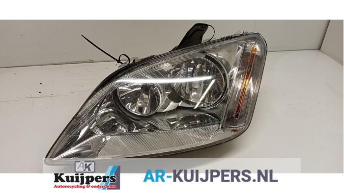 Używane Reflektor lewy Ford Focus C-Max 1.6 16V Cena € 40,00 Procedura marży oferowane przez Autorecycling Kuijpers