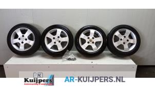 Usados Juego de llantas deportivas + neumáticos Mitsubishi Space Star (DG) 1.8 MPi 16V Precio € 200,00 Norma de margen ofrecido por Autorecycling Kuijpers