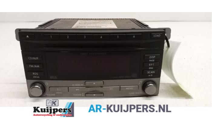 Używane Radio Subaru Impreza III (GH/GR) 2.0D AWD Cena € 70,00 Procedura marży oferowane przez Autorecycling Kuijpers