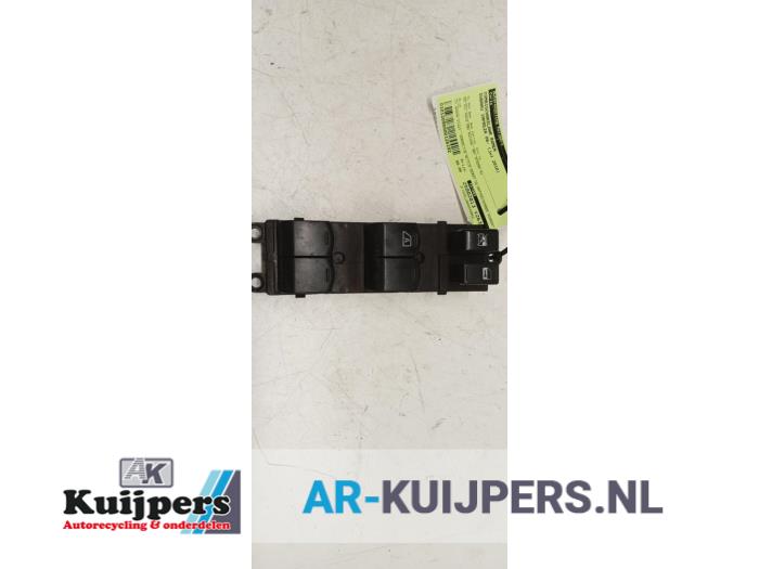 Używane Przelacznik combi okienny Subaru Impreza III (GH/GR) 2.0D AWD Cena € 30,00 Procedura marży oferowane przez Autorecycling Kuijpers
