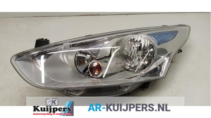 Używane Reflektor lewy Ford B-Max (JK8) Cena € 225,00 Procedura marży oferowane przez Autorecycling Kuijpers