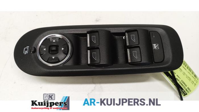 Usados Interruptor combinado de ventanillas Ford Mondeo IV Wagon 2.0 TDCi 135 16V Precio € 33,00 Norma de margen ofrecido por Autorecycling Kuijpers