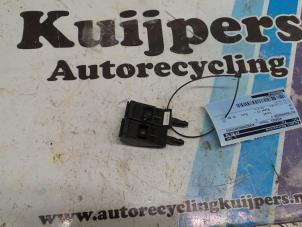 Used Front windscreen washer jet Volkswagen Up! (121) 1.0 12V 75 Price € 10,00 Margin scheme offered by Autorecycling Kuijpers
