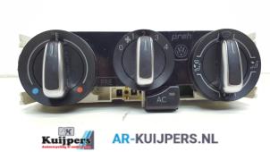 Usagé Panneau de commandes chauffage Volkswagen Polo V (6R) 1.2 12V Prix € 24,00 Règlement à la marge proposé par Autorecycling Kuijpers