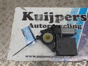 Used Door window motor Volkswagen Touran (1T1/T2) Price € 15,00 Margin scheme offered by Autorecycling Kuijpers