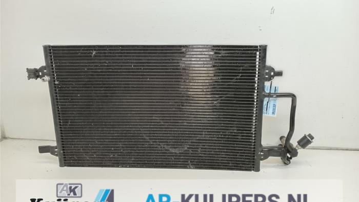 Air conditioning condenser from a Audi A8 (D2) 4.2 V8 32V Quattro 1996