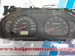 Usados Panel de instrumentación Mitsubishi Space Wagon (N8/N9) 2.4 16V GDI GLX Precio € 15,00 Norma de margen ofrecido por Autorecycling Kuijpers