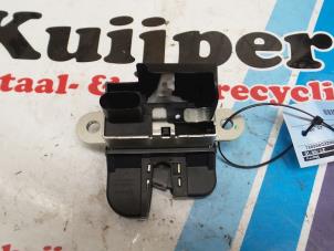 Used Tailgate lock mechanism Volkswagen Up! (121) e-Up Price € 19,00 Margin scheme offered by Autorecycling Kuijpers