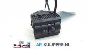 Używane Przelacznik reflektora LHV Volkswagen Up! (121) e-Up! Cena € 10,00 Procedura marży oferowane przez Autorecycling Kuijpers