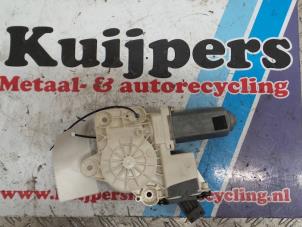 Usados Motor de ventanilla de puerta Opel Vectra C 2.2 16V Precio € 25,00 Norma de margen ofrecido por Autorecycling Kuijpers