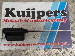 Used Sliding door handle, right Volkswagen Caddy IV 2.0 TDI 102 Price € 15,00 Margin scheme offered by Autorecycling Kuijpers