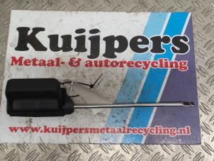 Used Sliding door handle, left Volkswagen Caddy IV 2.0 TDI 102 Price € 15,00 Margin scheme offered by Autorecycling Kuijpers